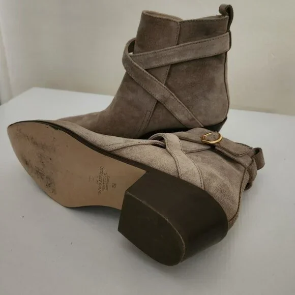 Banana Republic Stella Bootie 8.5 - Picture 2 of 4